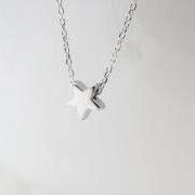Silver star necklace - Tiny silver necklace, Star jewelry, Silver star pendant, Dainty everyday jewelry, Simple silver necklace