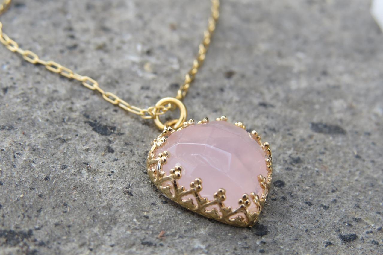 Gold Necklace, Heart Necklace, Pink Rose Quartz Stone, Vintage Necklace, Bridal Jewelry, Gold Jewelry, Dainty Gold Necklace, Birthday Gift