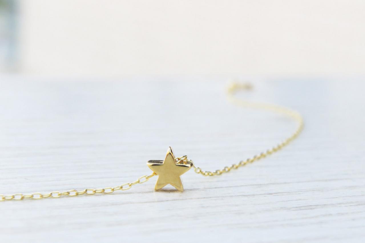 Gold Necklace, Goldfilled Star Necklace, Tiny Gold Star, Star Jewelry, Gold Star Pendant, Dainty Everyday Jewelry, Simple Gold Necklace