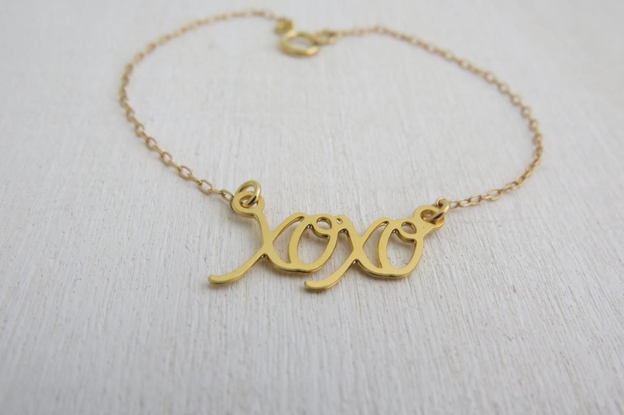 Gold Bracelet - Gold Xoxo Pendant, Friendship Bracelet , Gold Jewelry, Simple Gold Bracelet, Everyday Bracelet, Dainty Gold Bracelet